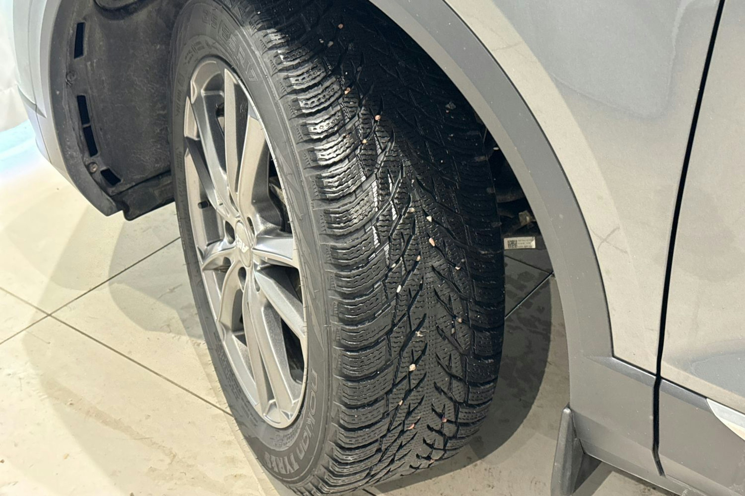 harmaa Volkswagen T-Roc 2021 kuva 13.