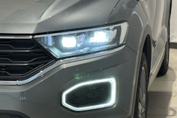 harmaa Volkswagen T-Roc 2021 kuva 15.