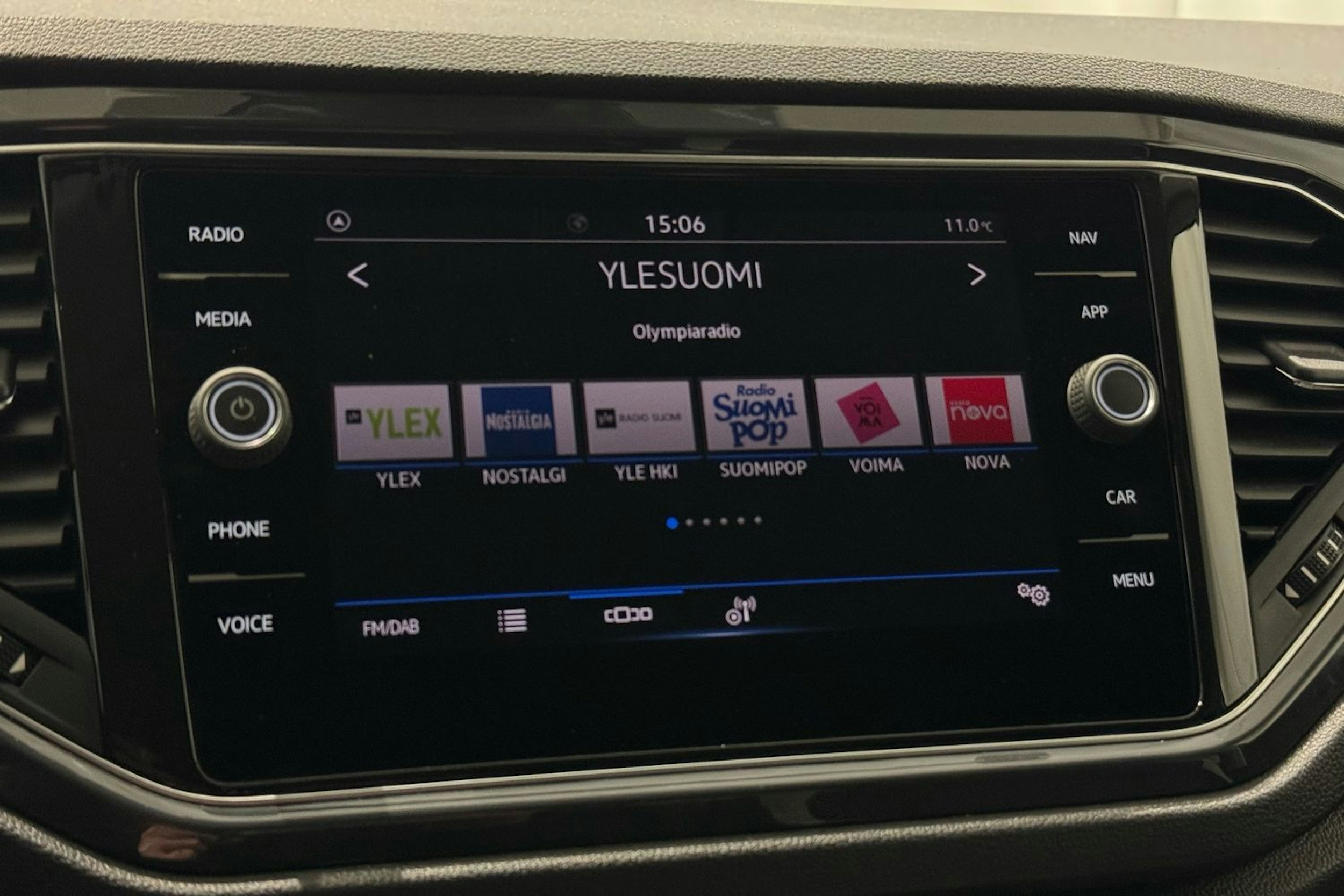 harmaa Volkswagen T-Roc 2021 kuva 21.