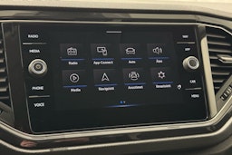 harmaa Volkswagen T-Roc 2021 kuva 24.