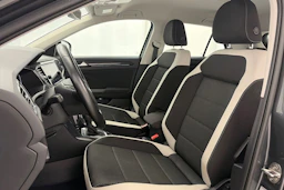 met. harmaa Volkswagen T-Roc 2021 kuva 13.