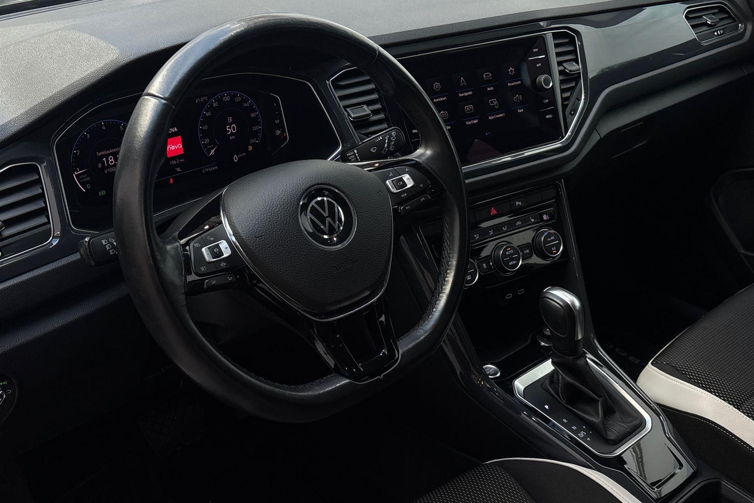 Volkswagen T-Roc 2021, photo 6/31