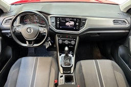 punainen Volkswagen T-Roc 2021 kuva 9.
