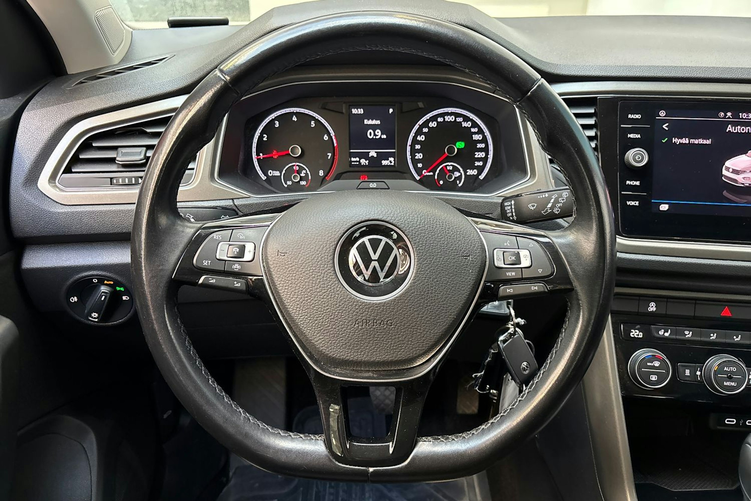 punainen Volkswagen T-Roc 2021 kuva 17.