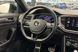 Valkoinen Volkswagen T-Roc 2021 kuva 15.