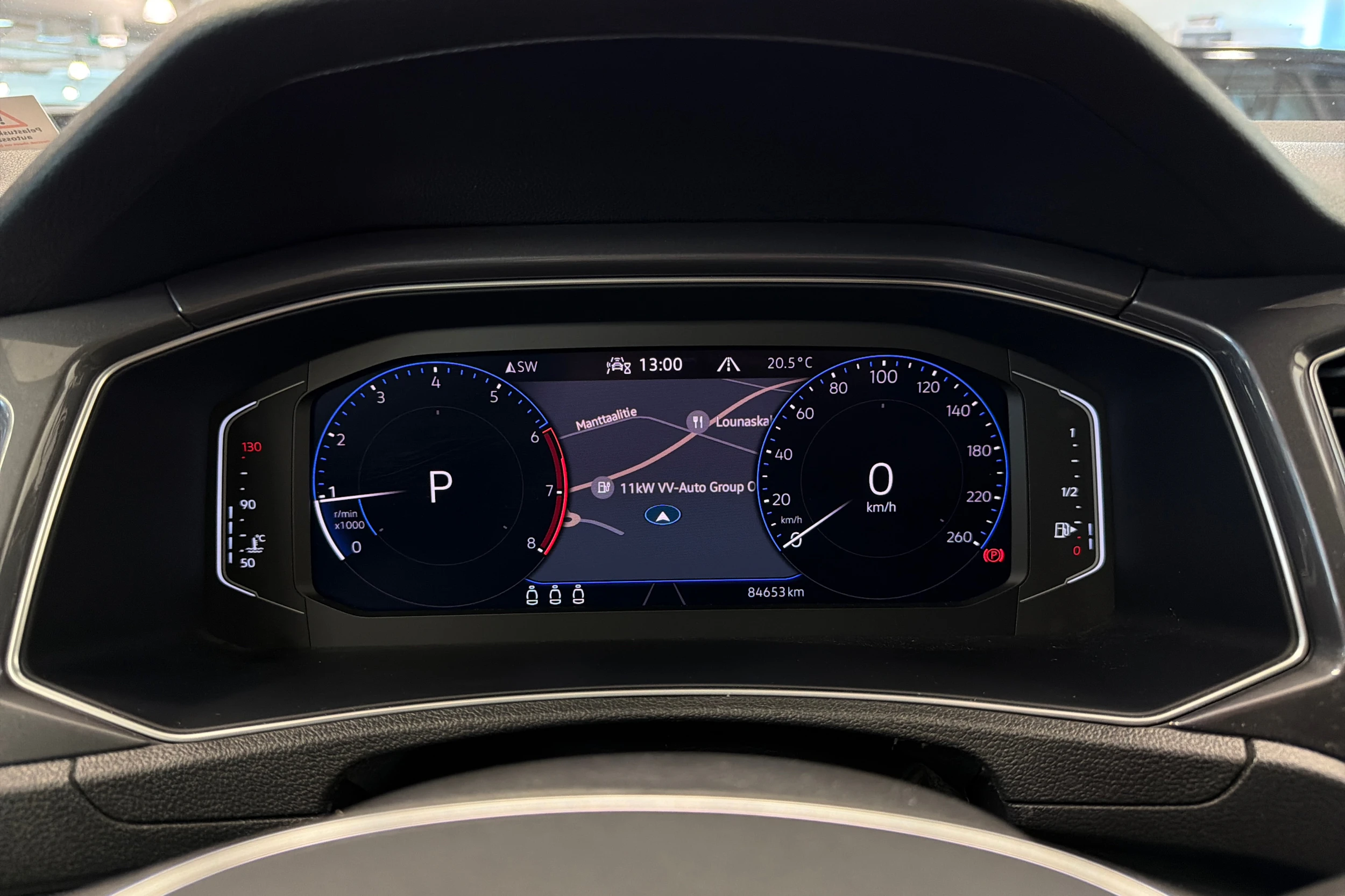 Valkoinen Volkswagen T-Roc 2021 kuva 18.