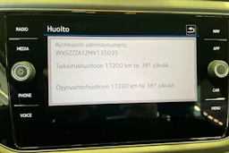 sininen Volkswagen T-Roc 2021 kuva 21.