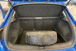 sininen Volkswagen T-Roc 2021 kuva 22.