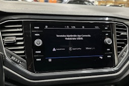 sininen Volkswagen T-Roc 2021 kuva 16.