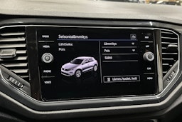 sininen Volkswagen T-Roc 2021 kuva 17.