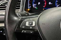 sininen Volkswagen T-Roc 2021 kuva 21.