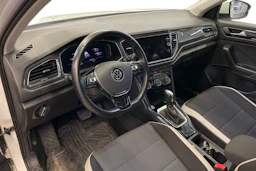 Valkoinen Volkswagen T-Roc 2021 kuva 3.