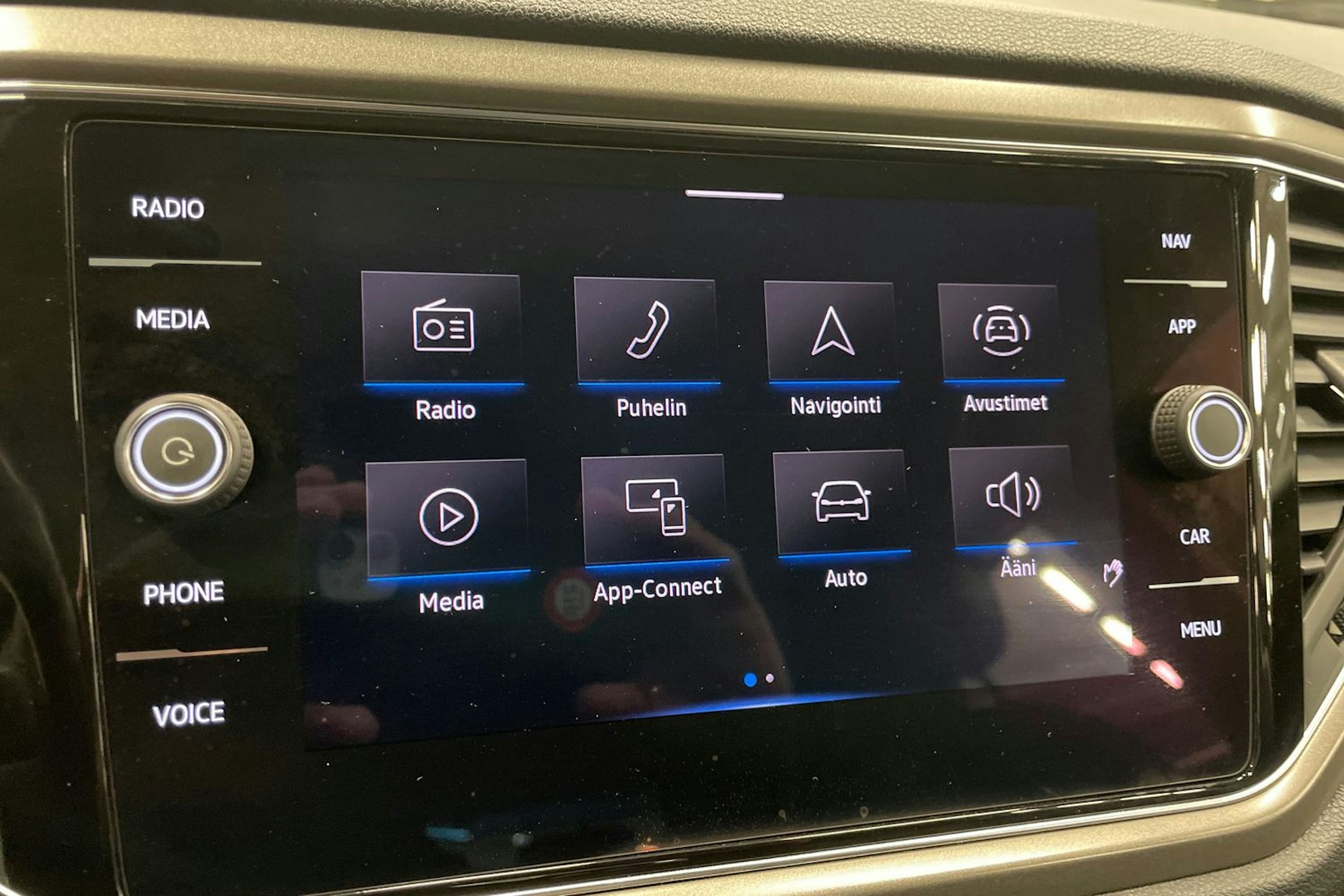 harmaa Volkswagen T-Roc 2021 kuva 19.