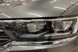 harmaa Volkswagen T-Roc 2021 kuva 26.