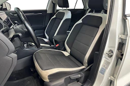 valkoinen Volkswagen T-Roc 2021 kuva 7.