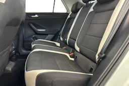 valkoinen Volkswagen T-Roc 2021 kuva 8.