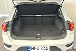 valkoinen Volkswagen T-Roc 2021 kuva 13.