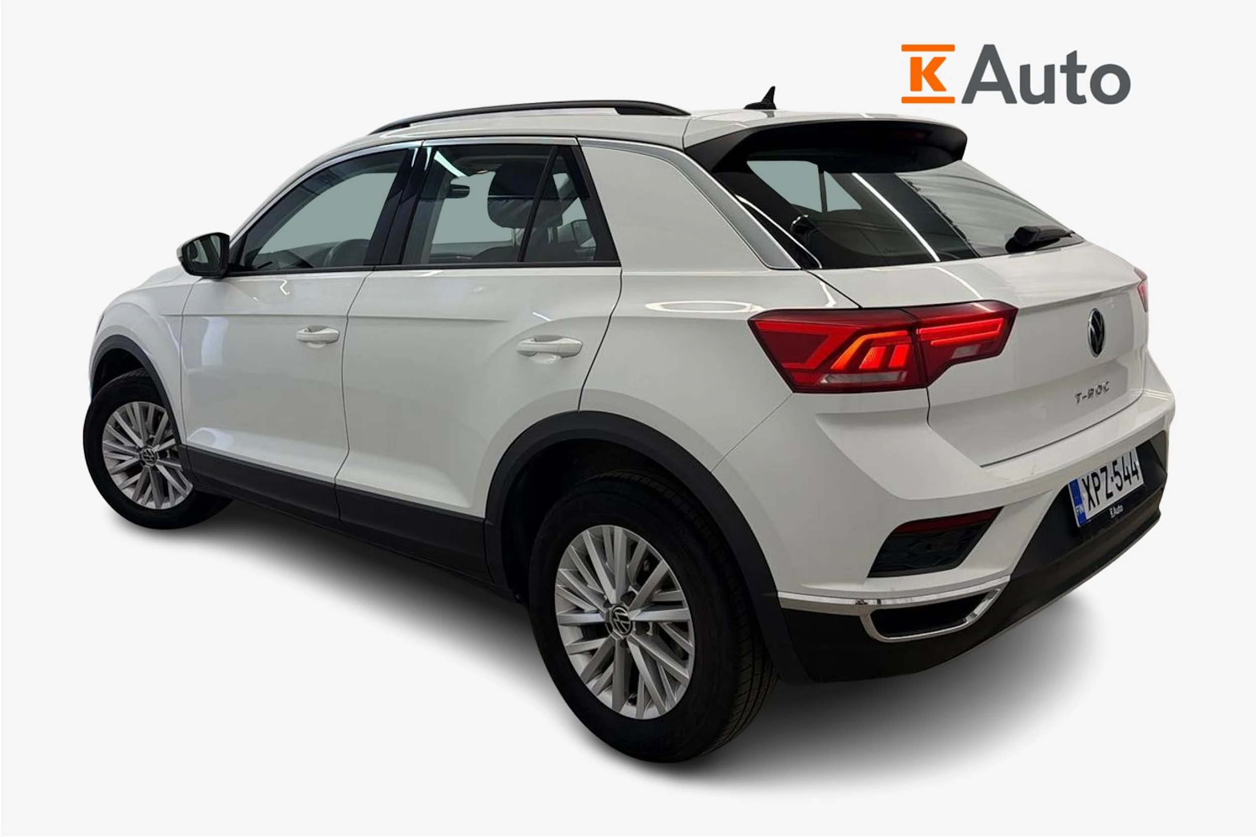 valkoinen Volkswagen T-Roc 2021 kuva 2.