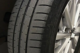 valkoinen Volkswagen T-Roc 2021 kuva 10.
