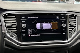 valkoinen Volkswagen T-Roc 2021 kuva 18.