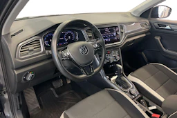 harmaa Volkswagen T-Roc 2021 kuva 6.