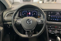 harmaa Volkswagen T-Roc 2021 kuva 11.