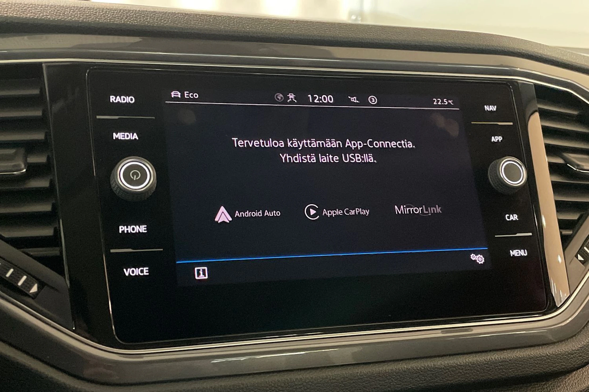 harmaa Volkswagen T-Roc 2021 kuva 20.
