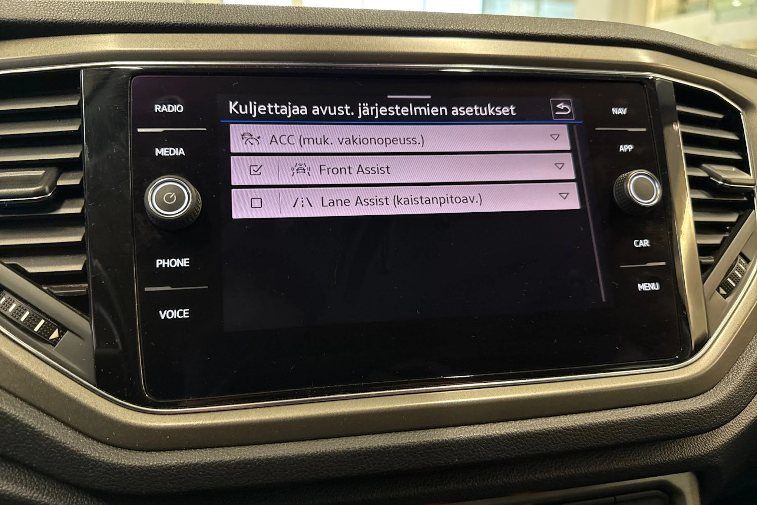 harmaa Volkswagen T-Roc 2021 kuva 22.