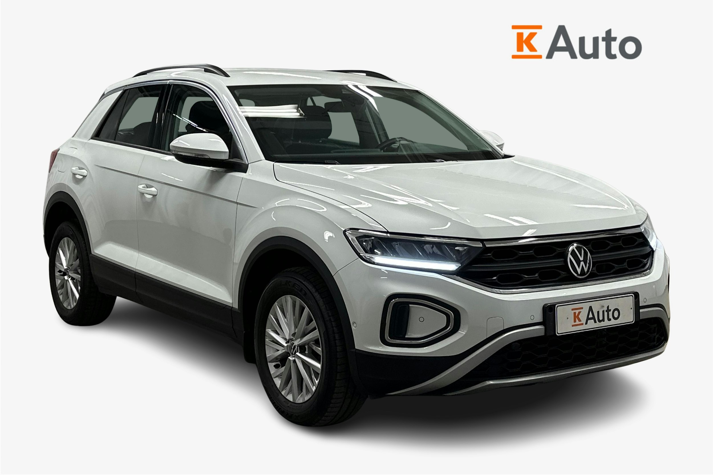 valkoinen Volkswagen T-Roc 2022 kuva 1.