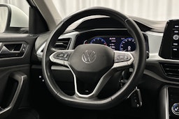 valkoinen Volkswagen T-Roc 2022 kuva 16.