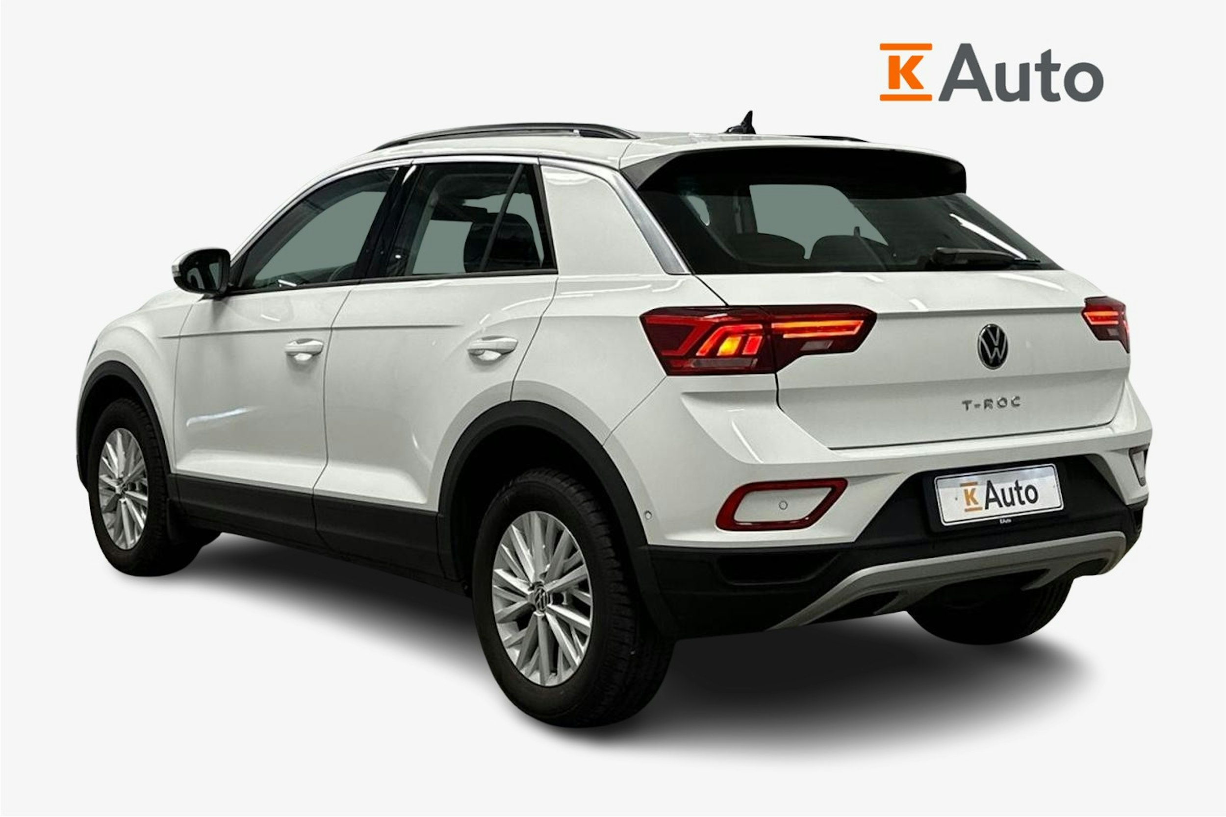 valkoinen Volkswagen T-Roc 2022 kuva 2.