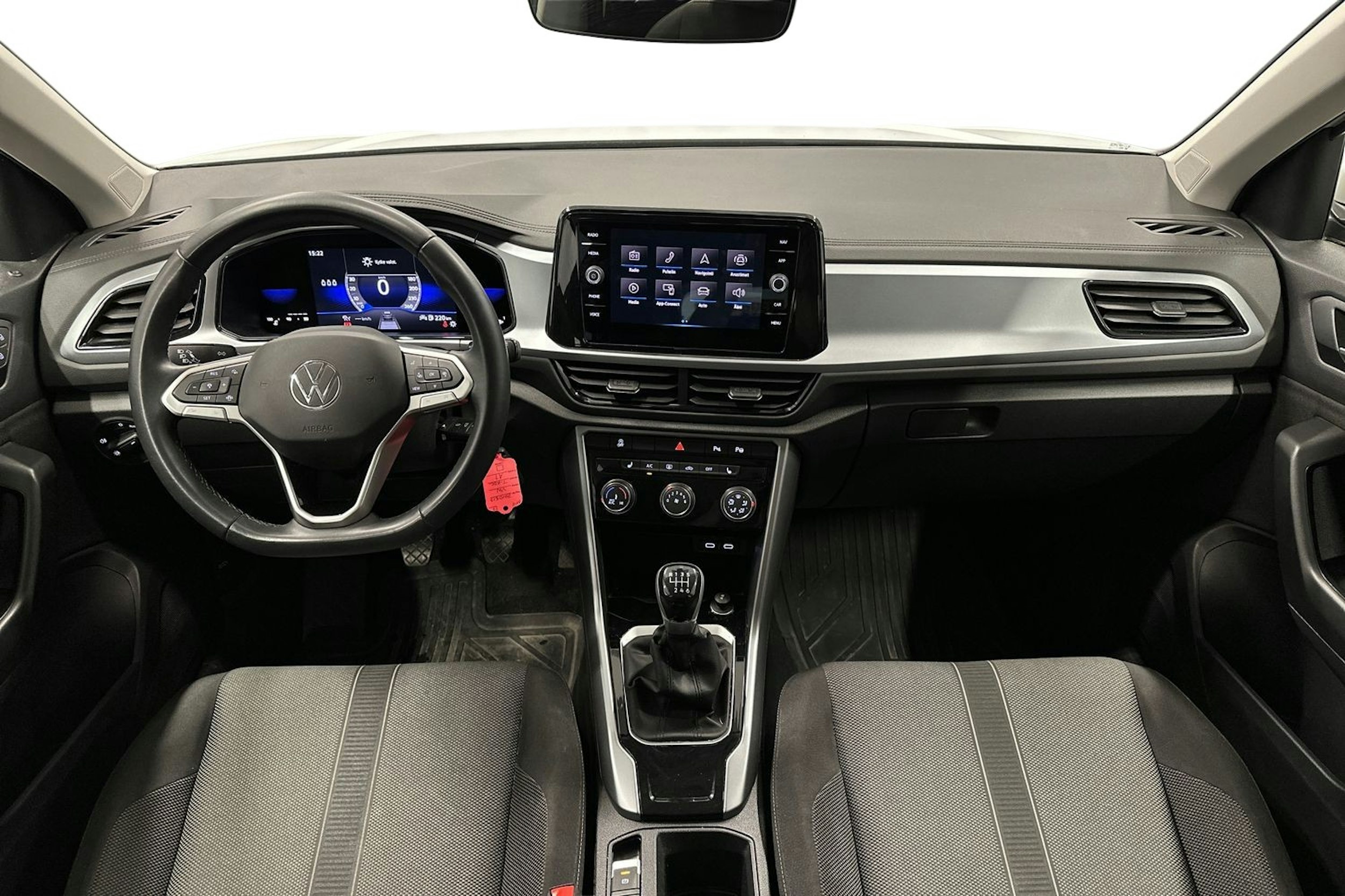 valkoinen Volkswagen T-Roc 2022 kuva 9.