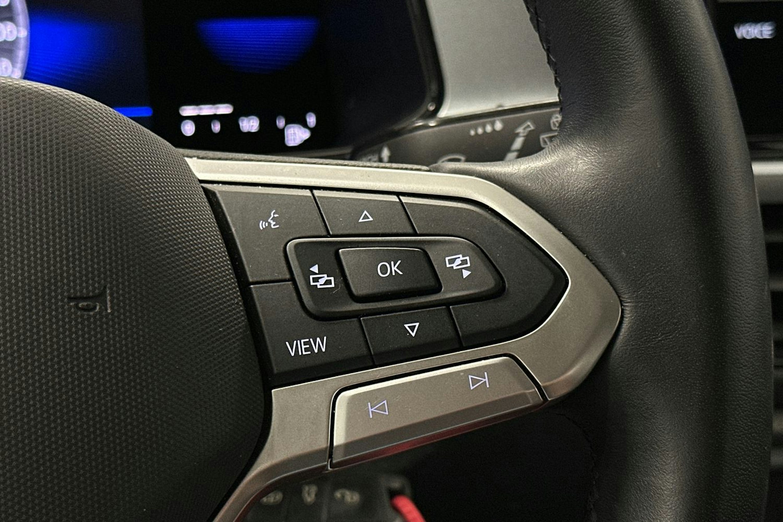 valkoinen Volkswagen T-Roc 2022 kuva 19.