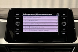 valkoinen Volkswagen T-Roc 2022 kuva 21.