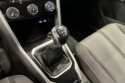 valkoinen Volkswagen T-Roc 2022 kuva 18.