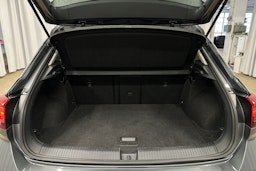 harmaa Volkswagen T-Roc 2022 kuva 14.