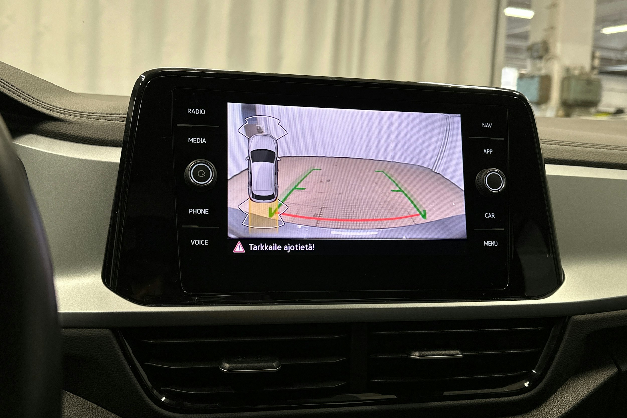 harmaa Volkswagen T-Roc 2022 kuva 23.