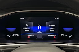 harmaa Volkswagen T-Roc 2022 kuva 16.
