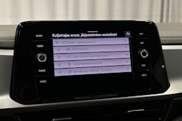 harmaa Volkswagen T-Roc 2022 kuva 18.