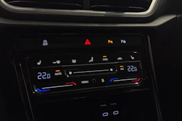 harmaa Volkswagen T-Roc 2022 kuva 18.