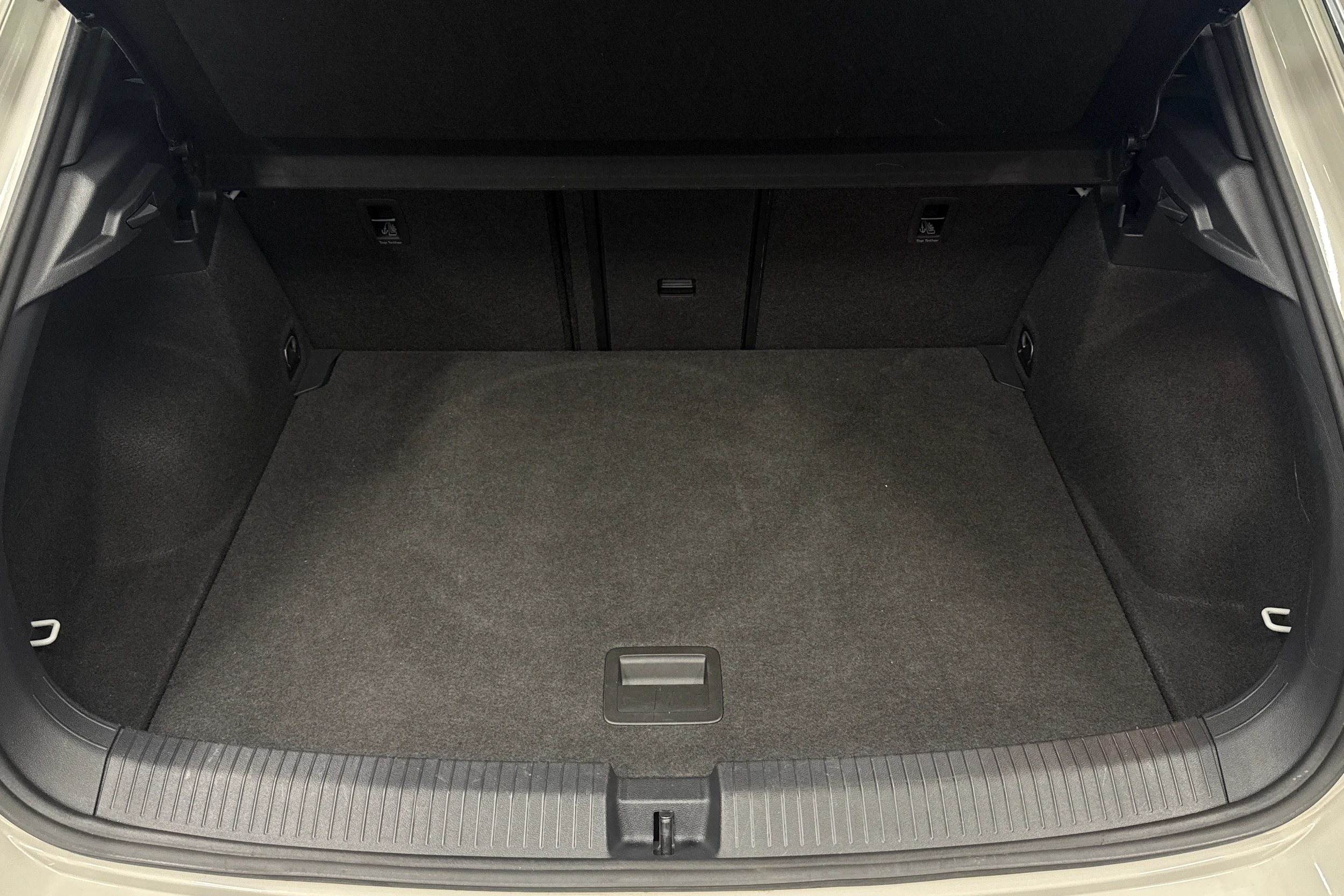 harmaa Volkswagen T-Roc 2022 kuva 21.