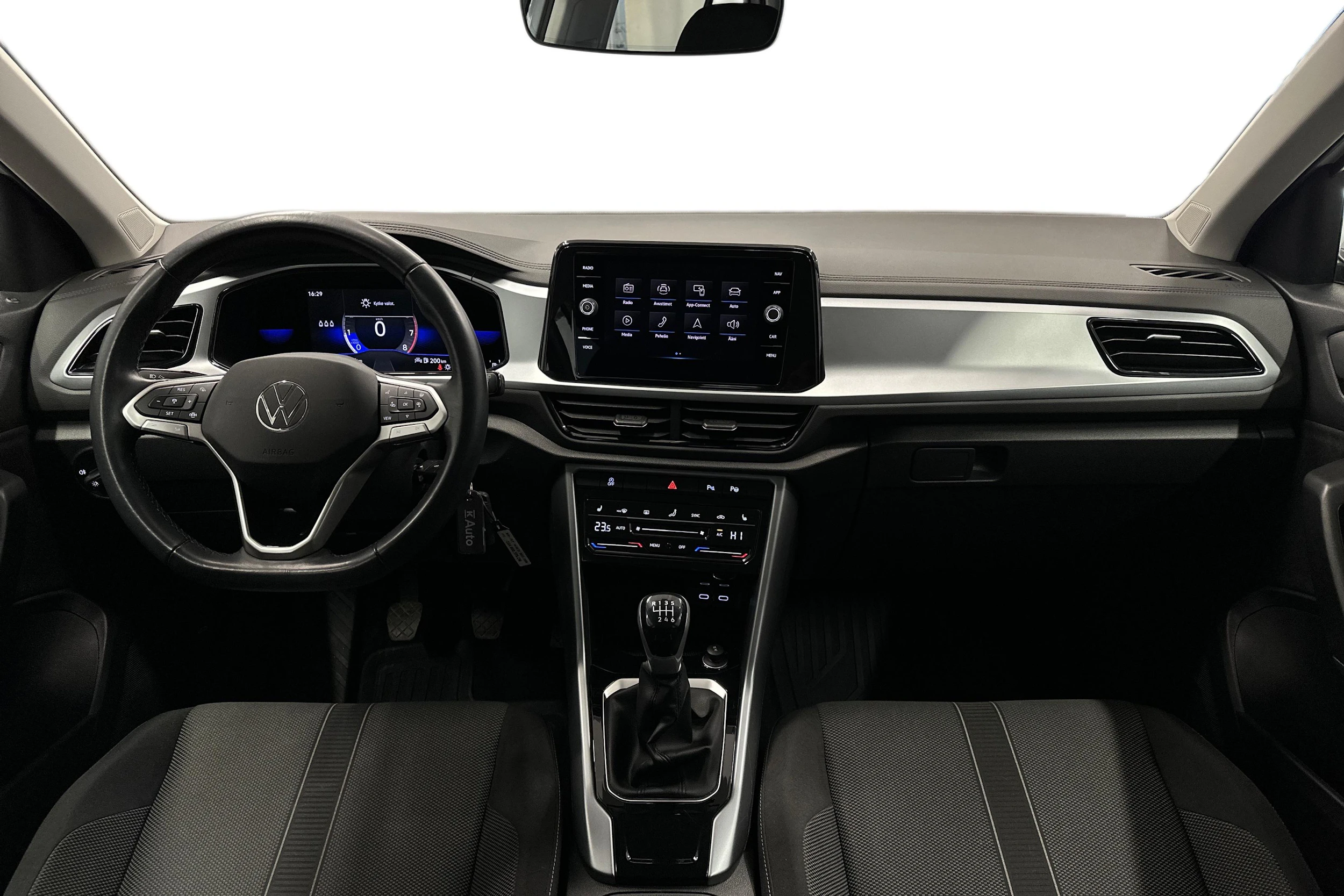 valkoinen Volkswagen T-Roc 2022 kuva 7.