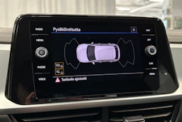 valkoinen Volkswagen T-Roc 2022 kuva 18.