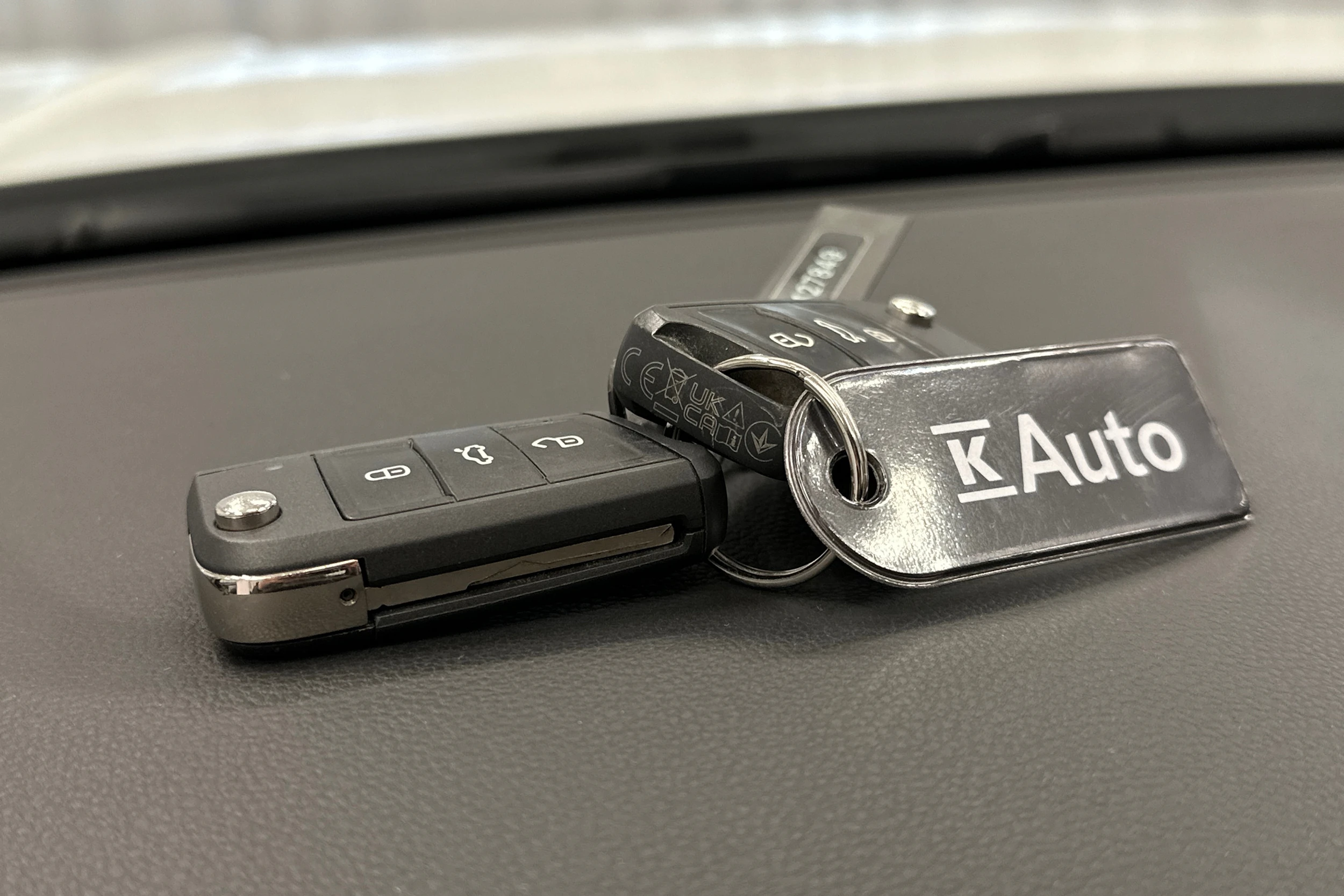 valkoinen Volkswagen T-Roc 2022 kuva 21.