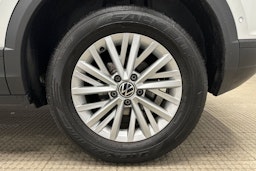 valkoinen Volkswagen T-Roc 2022 kuva 13.