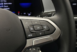 valkoinen Volkswagen T-Roc 2022 kuva 17.