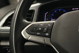 harmaa Volkswagen T-Roc 2022 kuva 18.