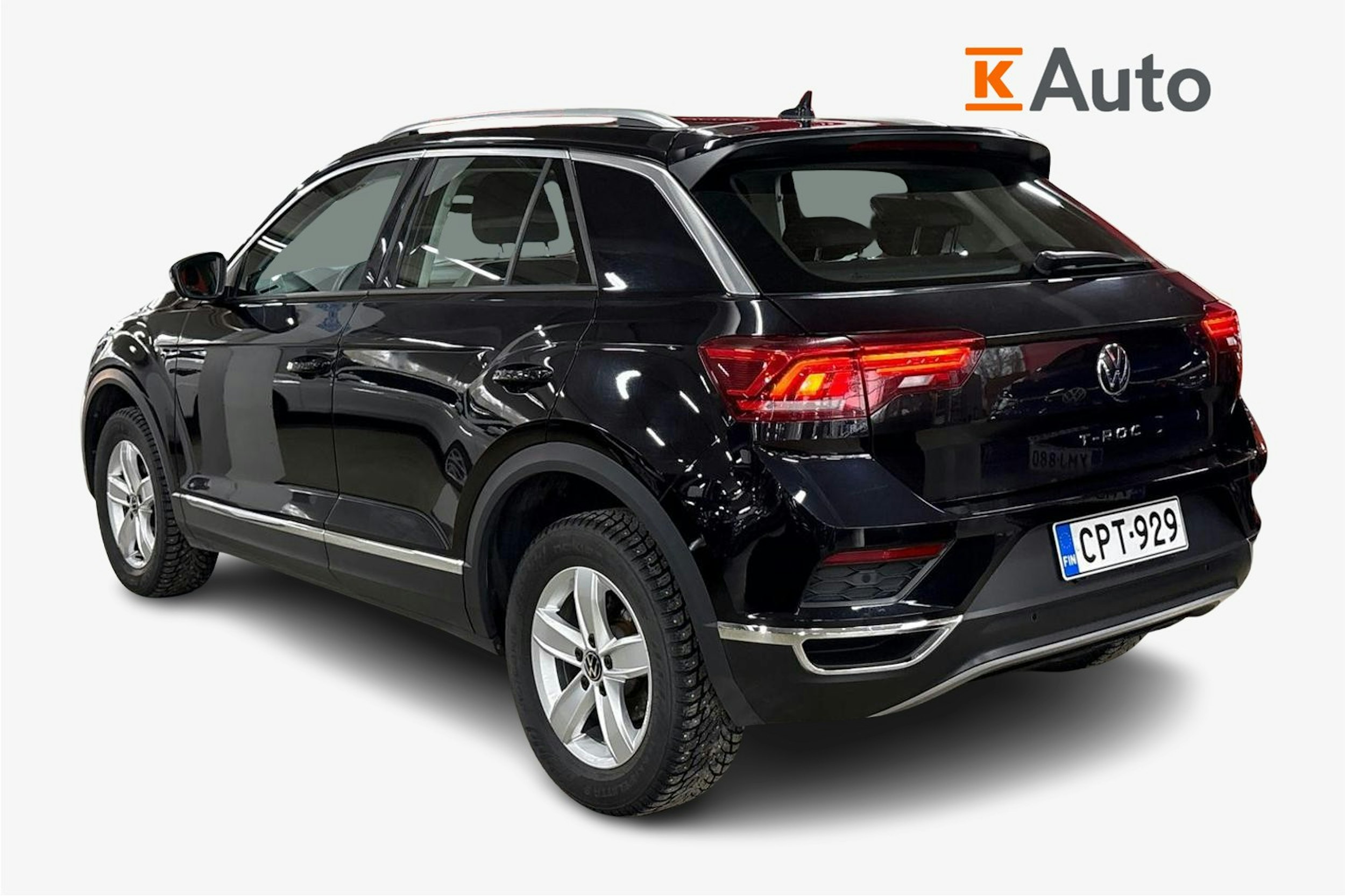 Musta Volkswagen T-Roc 2022 kuva 2.