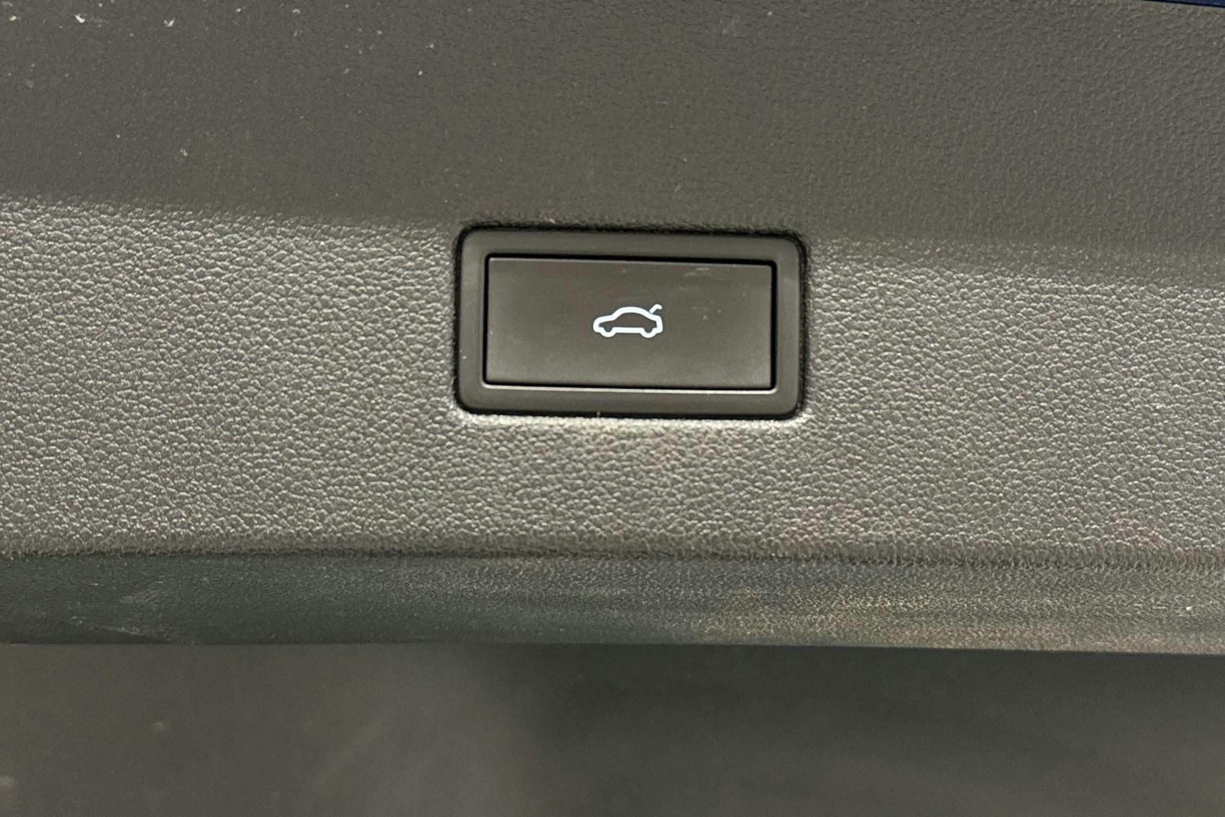 met. sininen Volkswagen T-Roc 2022 kuva 13.