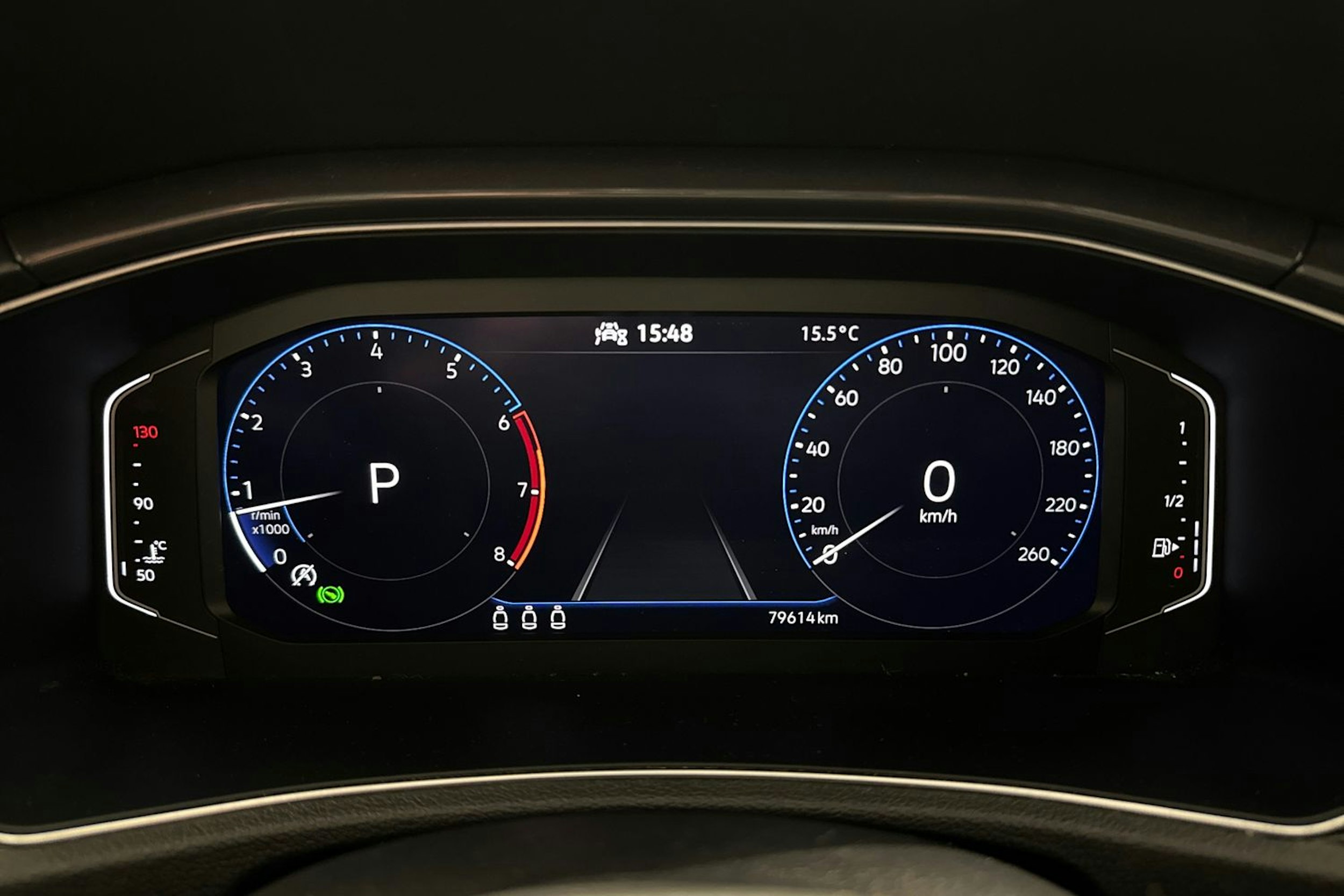 met. sininen Volkswagen T-Roc 2022 kuva 17.